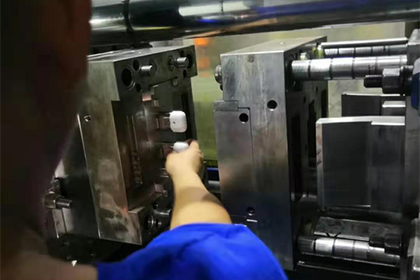 深圳塑膠模具廠——專注高品質私模定制的廠家，博騰納